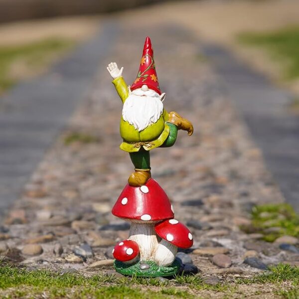 gnome-and-mushroom-garden-statue