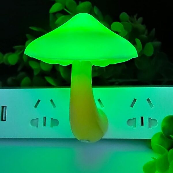 kids-plugin-mushroom-night-light