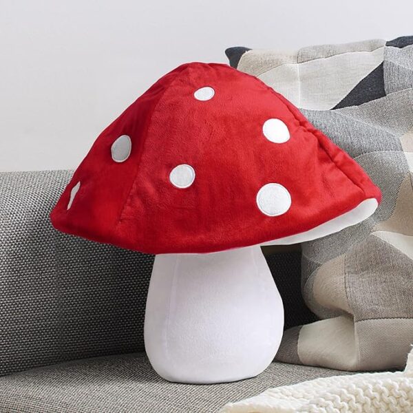 polka-dot-mushroom-pillow