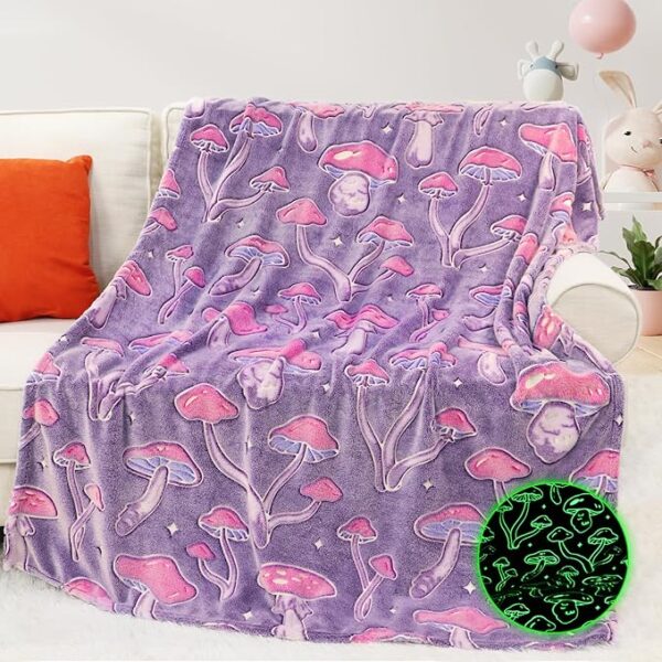 glow-in-the-dark-throw-blanket